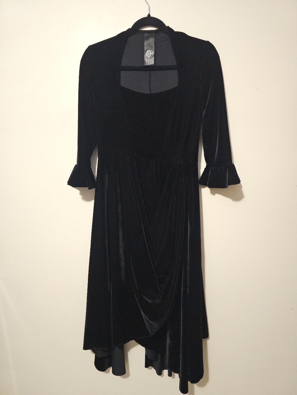 Nuit Clothing Atelier "Pastorale" Dress Black Velvet - Picture 3 of 16